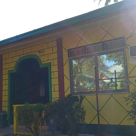 Rodel Yellow Hauz Itaytay Dış mekan fotoğraf