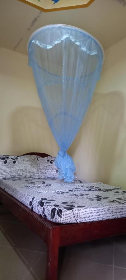 Rodel Yellow Hauz Itaytay Dış mekan fotoğraf